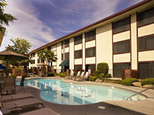 University Square Hotel Fresno Exterior photo